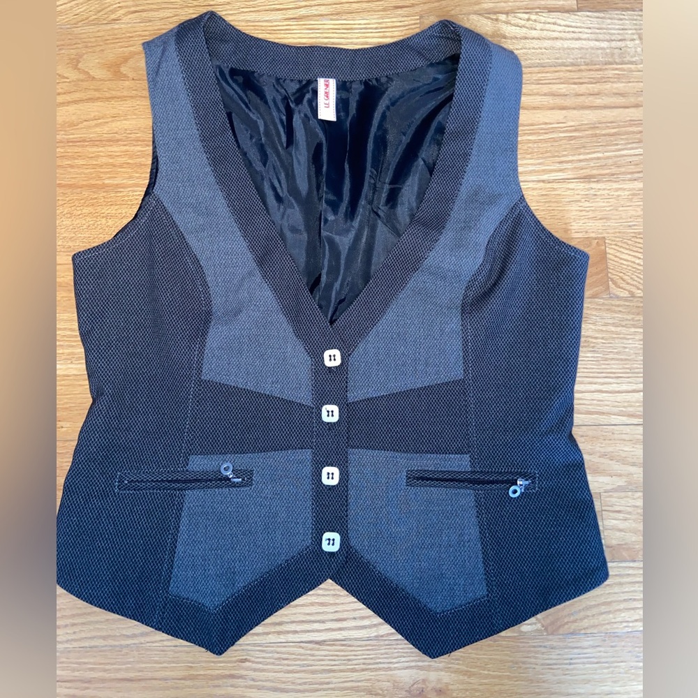 Stylish Grey Vest